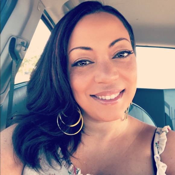 Meet your Posher, Thrifty Thicky Chicky - Picture 3 of 5